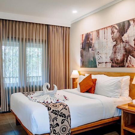 Puri Raja Hotel Legian Exteriör bild