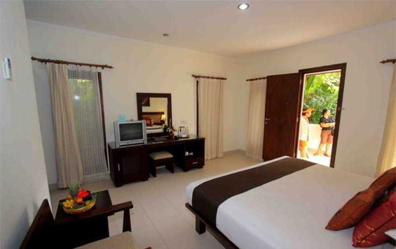 Puri Raja Hotel Legian Exteriör bild
